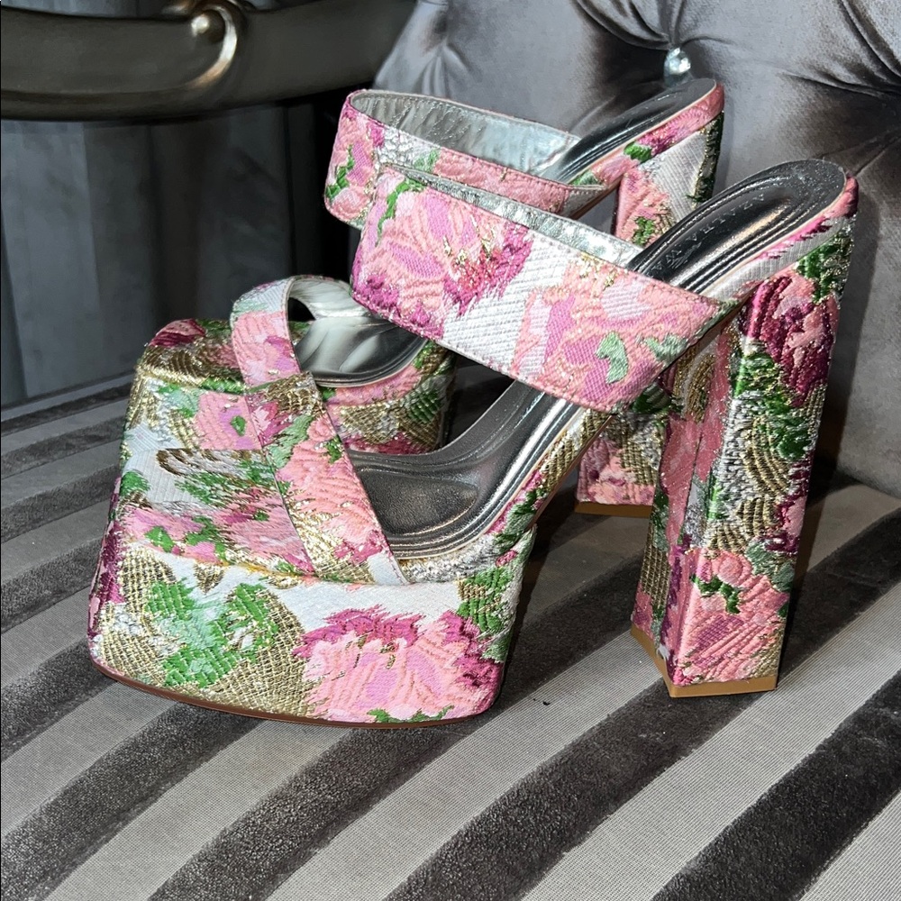 🌸 Pastel Perfection Azalea Wang Jeweled Stiletto Pumps 🌸